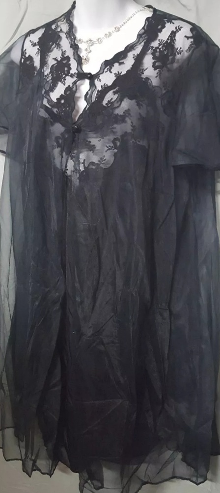 Ventura Sexy Black Nightgown w/Lace Sheer Robe